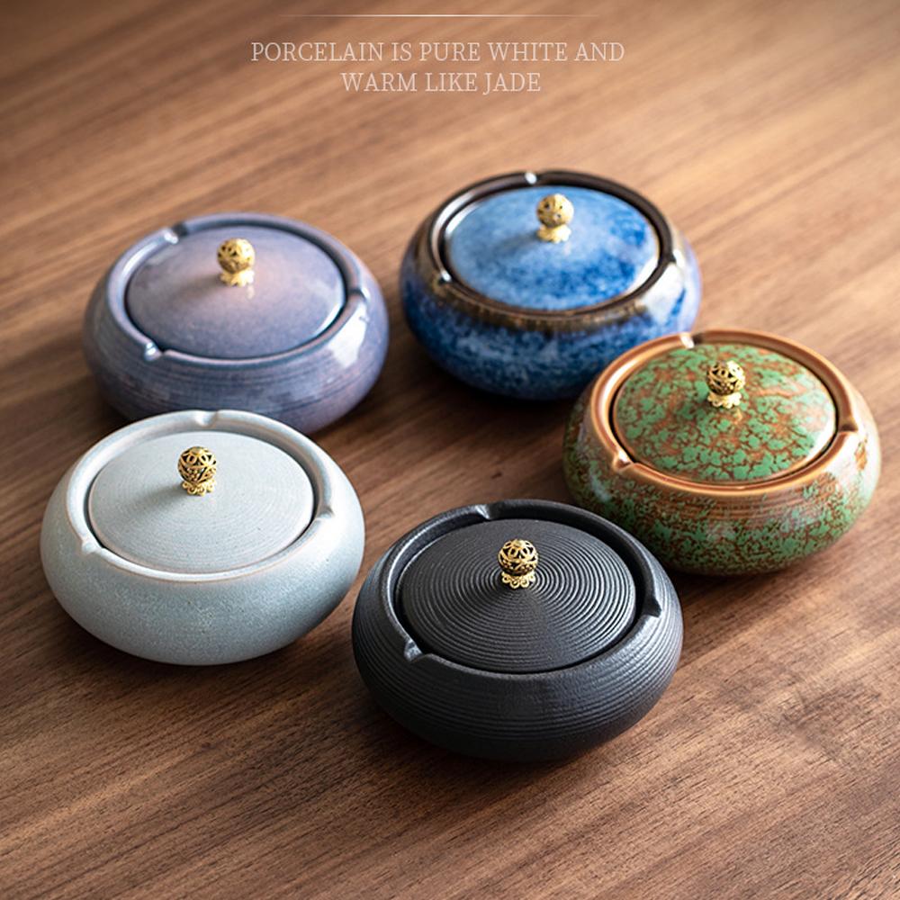 Round Ashtray with Lid Ceramic Wind-proof Fly Ash Ashtray Household Living Room Luxury Creative Decorative Accessories Ashtray