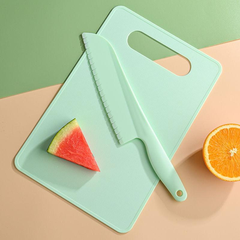 Non-slip Plastic Kitchen Knife for Cutting Fruits, Knife Set for Chopping Vegetables, Chopping Board, and Baby Food Set.