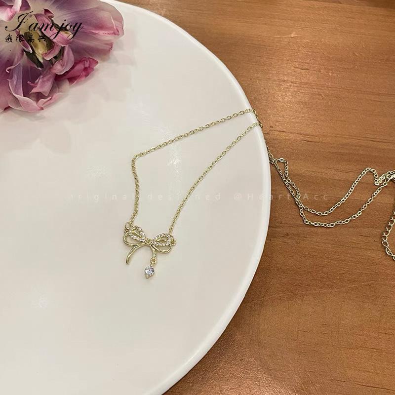 Bowknot Zircon Clavicle Necklace - Women s Luxury Summer Fashion Accessory