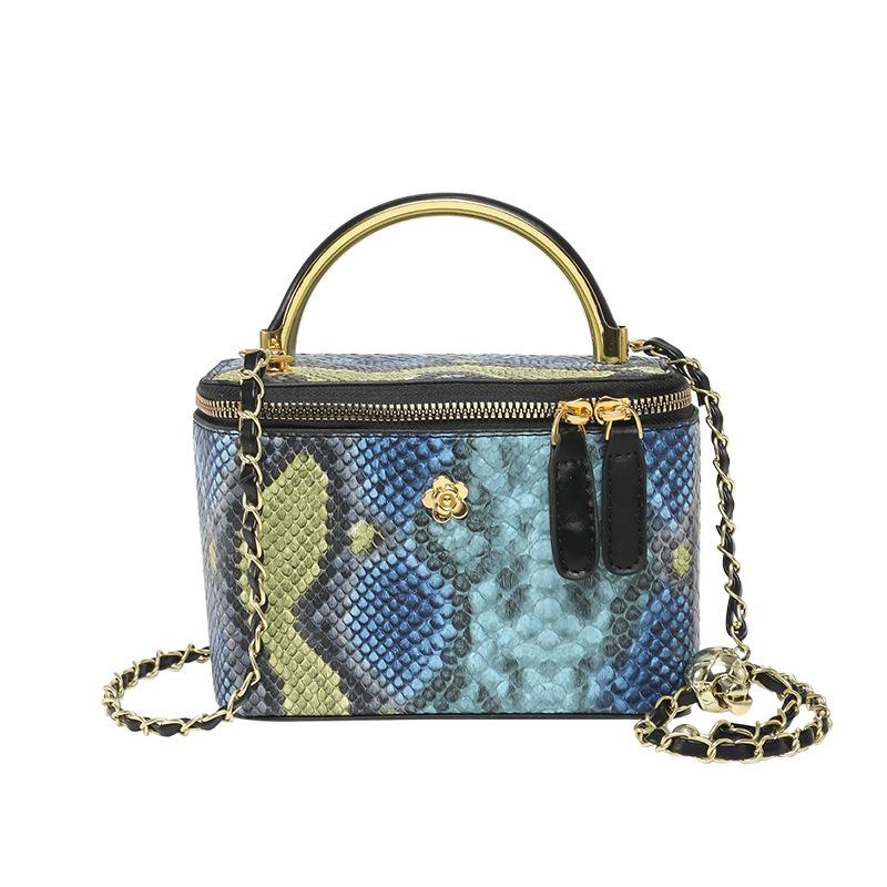 Personalized small bag 2025 new fashion niche snake pattern handbag women's versatile chain messenger box bag tide