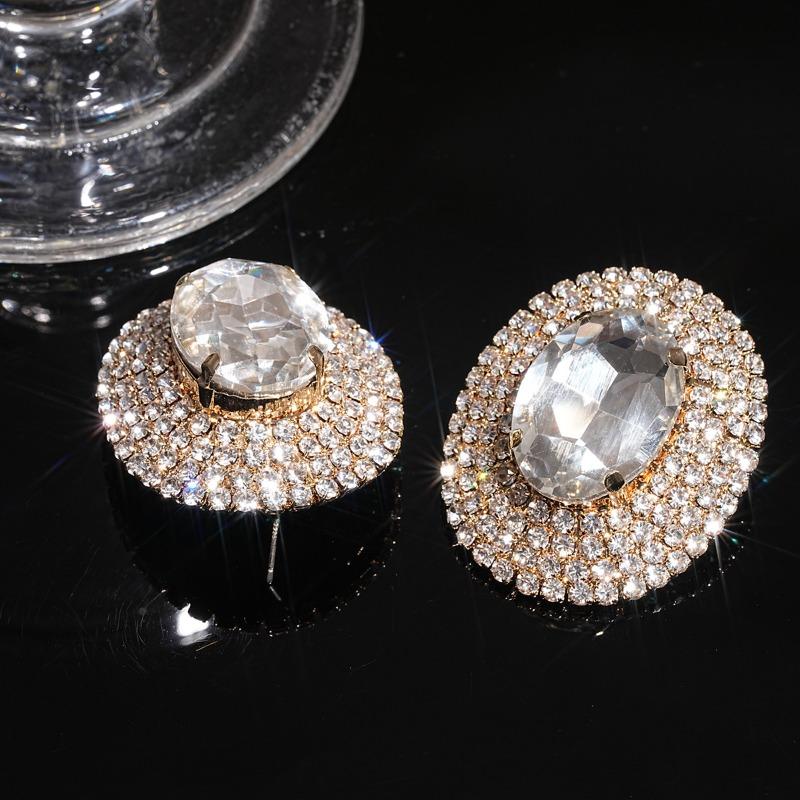 Diamond-set Oval Earrings Light Luxury High-end Stud Earrings Fashion Temperament Earrings