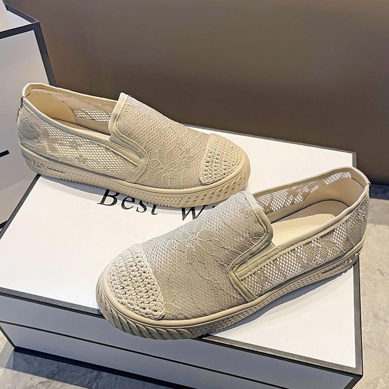 

Обувь женская весна 2025 новая ленивая на одной педали мягкая подошва тканевая обувь дышащая сетка повседневная полая одинарная обувь 39