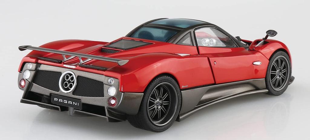 Aoshima Bunka Kyozai (AOSHIMA) 1/24 The Supercar Series No. 19 '05 Pagani Zonda F Plastic Model Kit (Molded Color)