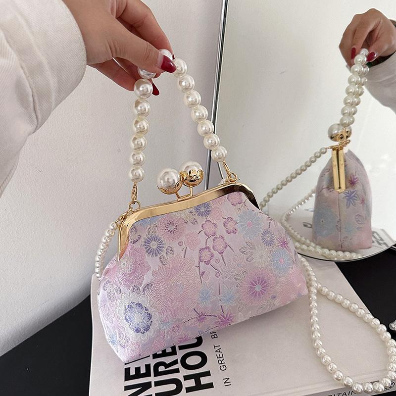 Vintage Embroidered Crossbody Bags for Women Metal Handle Shoulder Purse with Chain Strap Bohemian Style Handbag Gift Her wallet