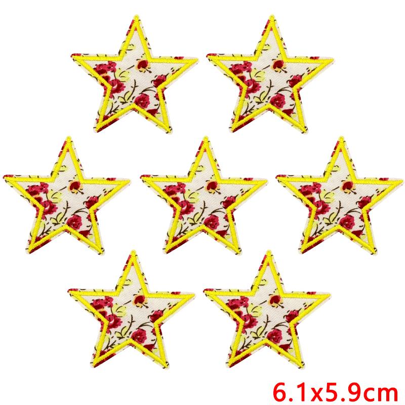 10 /26pcs Wholesale Fresh Letter Embroidery Patch Diy Floral Heart Bow Iron On Patches For Clothes Jackets Backpack Sew Stickers 