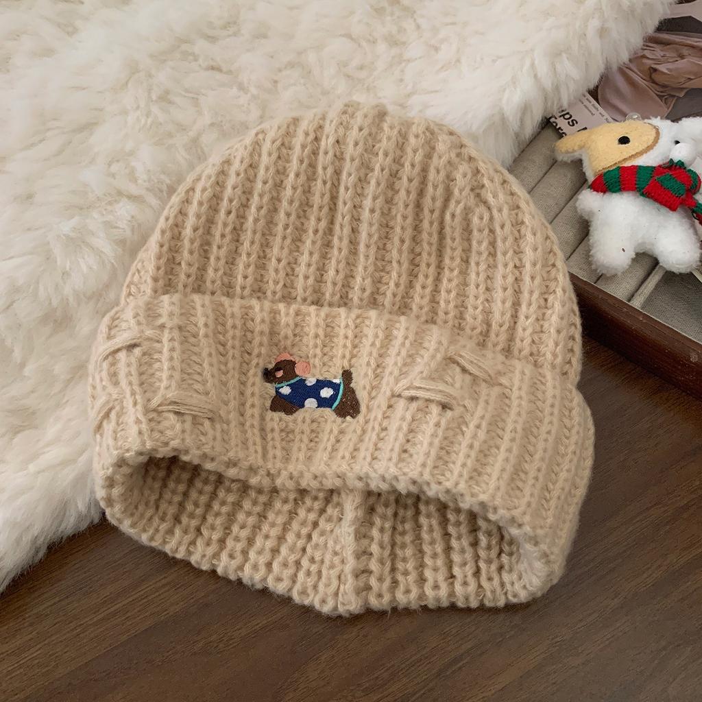 Korean version of cartoon puppy embroidery knitted hat female warm sweet cute versatile face small pullover hat tide