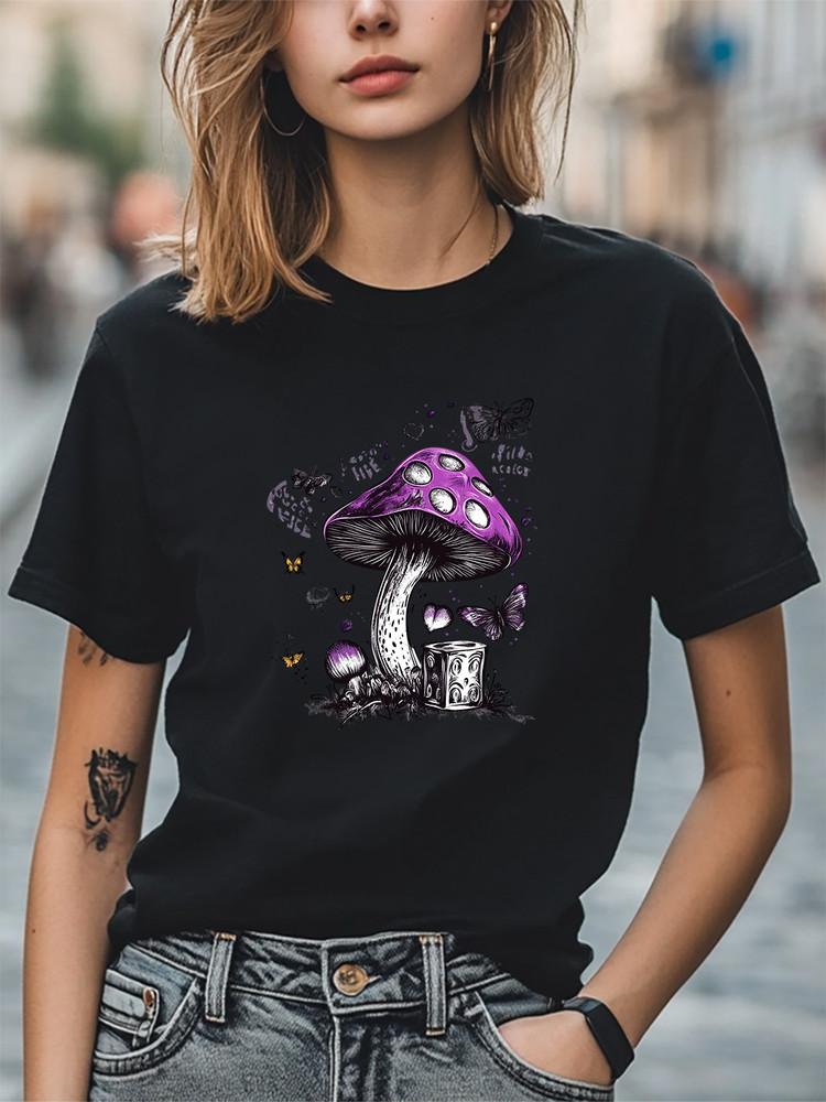 Mushrooms with Butterflies Cartoon Graphic Unisex T-Shirt Women Men Casual Tee Unisex T-Shirt XXL
