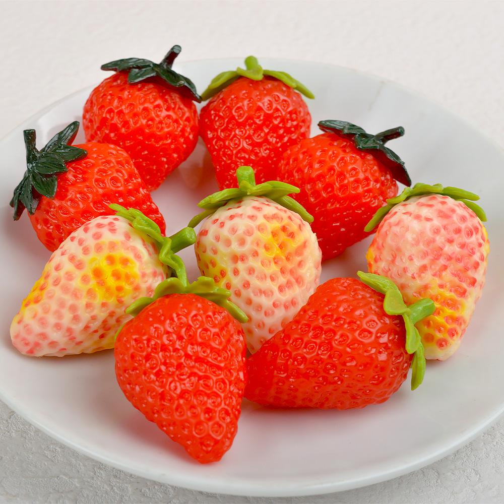 3D Strawberry Model: Red Strawberry & Cream Display Prop for Film, TV & Photography