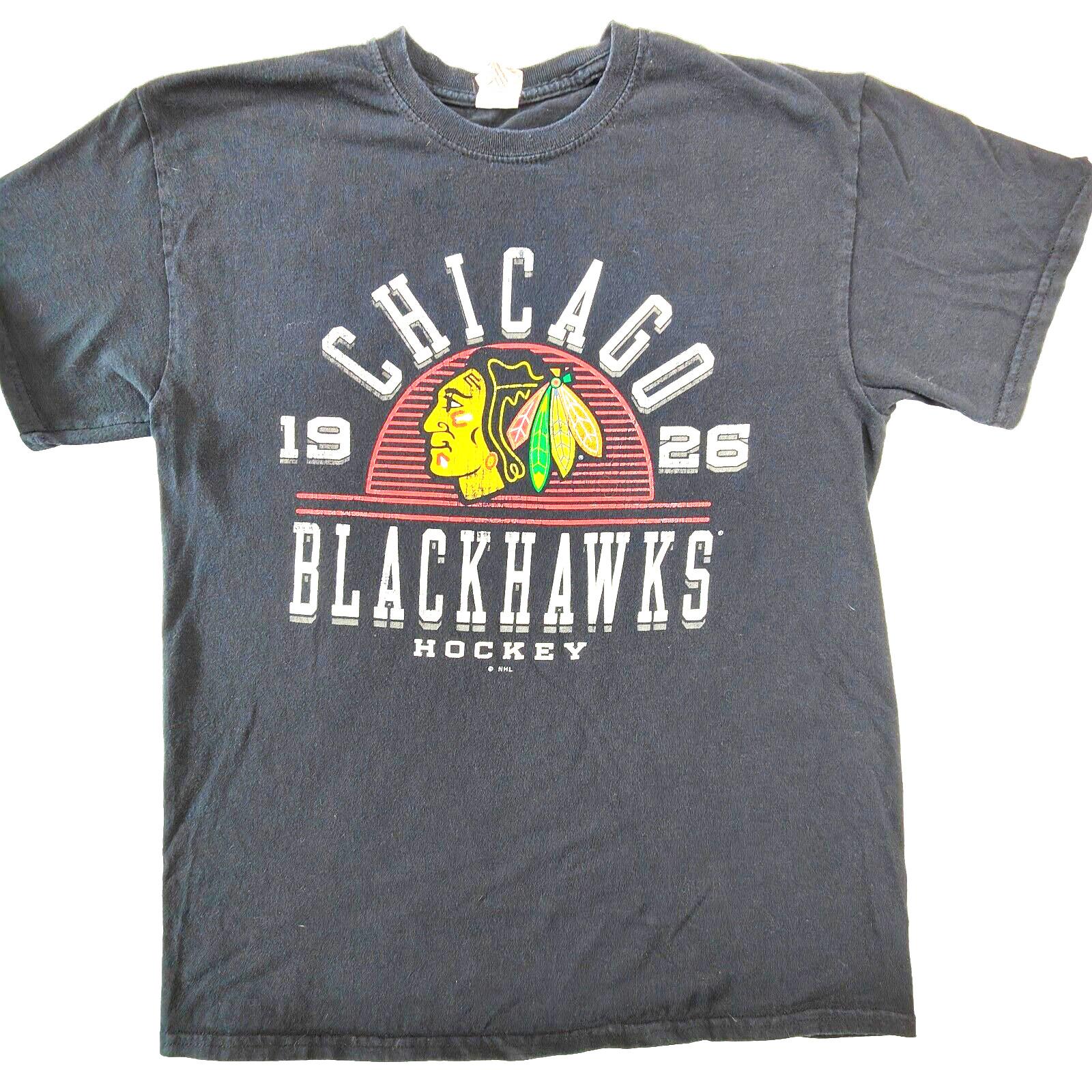 Chicago Blackhawks NHL Shirt Men s Size Medium Black Logo USA ice hockey XXL