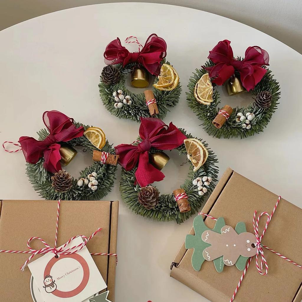 11cm Mini Holiday Christmas Hanging Wreath With Bell Cinnamon Berries Pinecones DIY Decoration For Door Wall Window Ornament