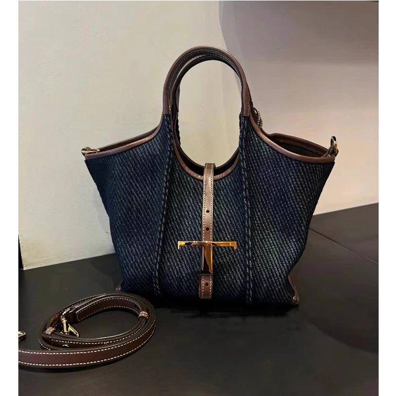 

Women s 2025 Fashion Handheld Denim Tote Bag - Versatile, Trendy, Niche Commuter Bag