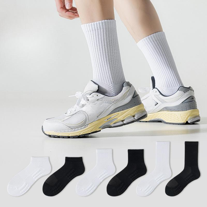 Men's Spring and Autumn Mesh Socks, Black and White Socks, Anti-drop and Sweat-absorbing Towel Socks