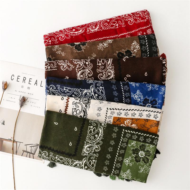 Unisex Autumn/Winter Scarf: Soft Cotton-Linen & Silk Feel, Paisley, Tassel Design - Ideal Travel Shawl.