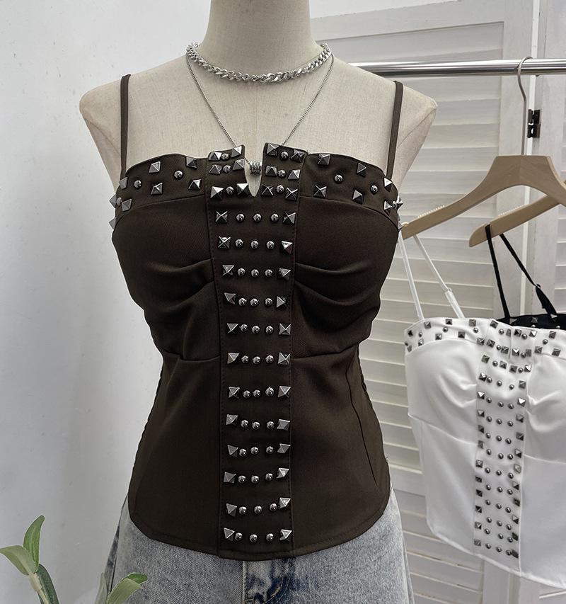 

Metal Rivet Dark Style Camisole Tank Top with Chest Pad and Elastic Back One Size кавовий