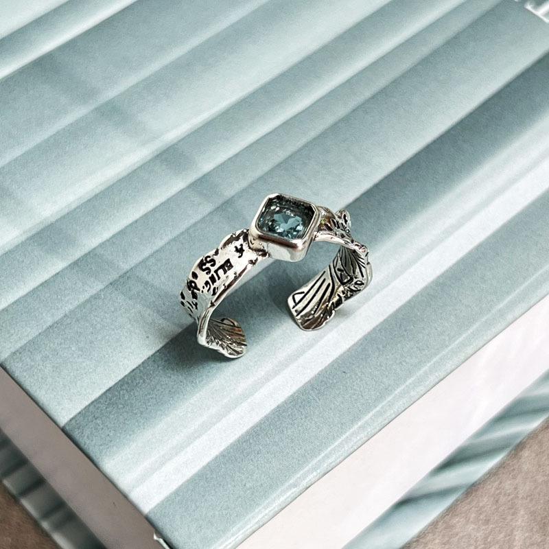 Niche color rhombus retro rhombus pattern old dream cool sa trend style ring neutral style punk fashion versatile ring