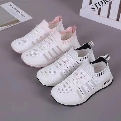 New Women's Flying Weaving Fish Mesh Shoes Comfortable Soft Sole Small White Shoes Fashionable and Lightweight Student Shoes Sports Shoes