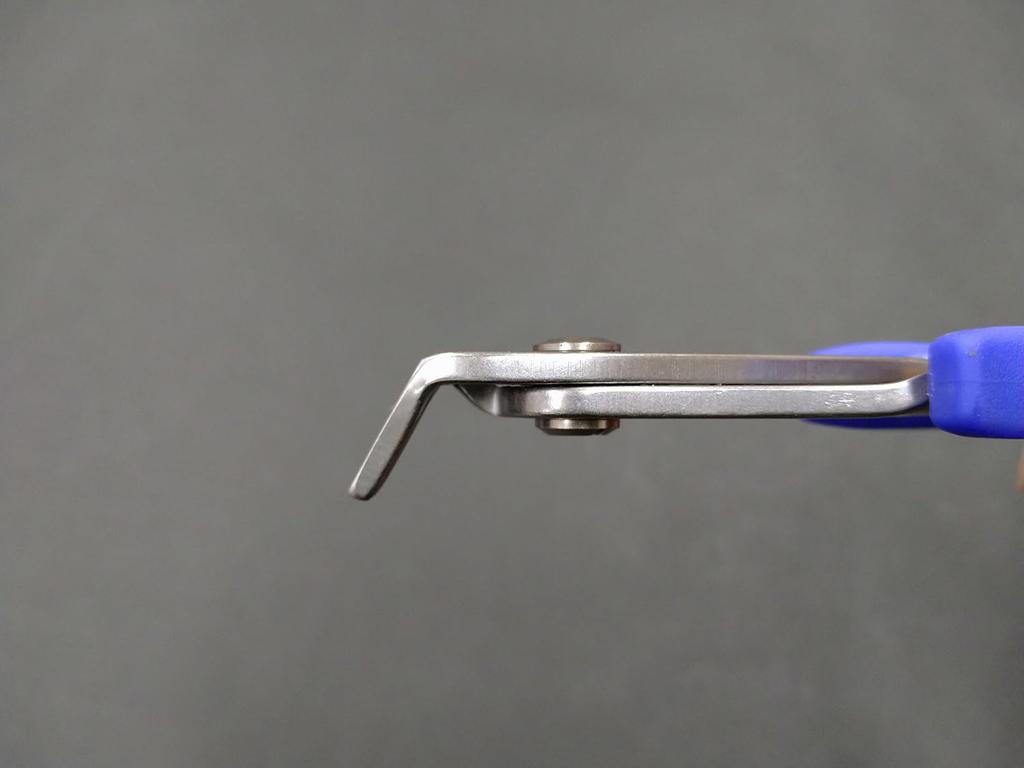 Three Peaks Giken Medium Stainless Steel Bent 3.peaks Nippers, 150mm, SP-42