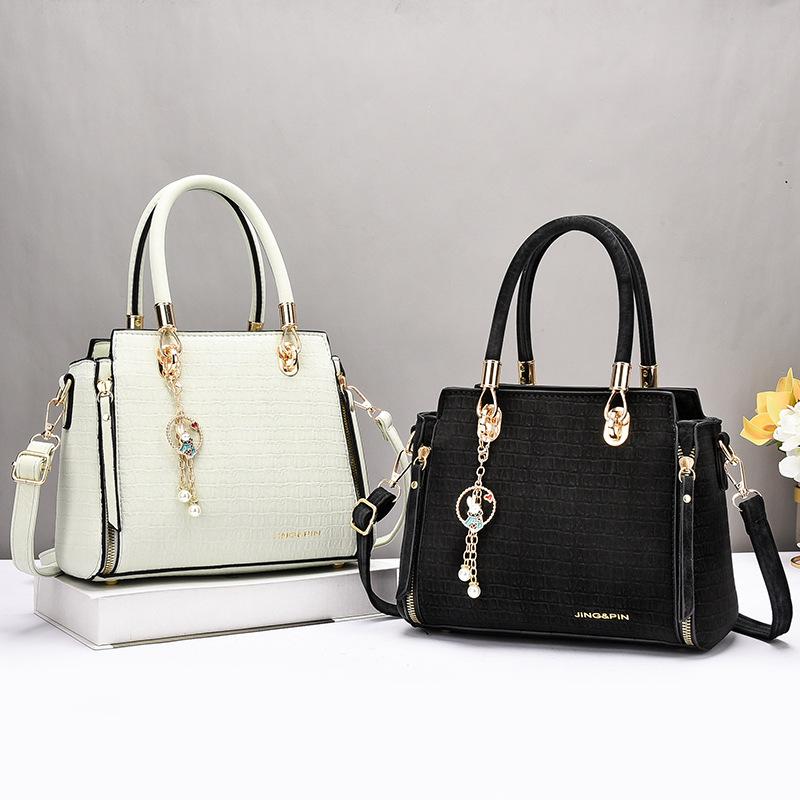 Bag oblique span bag women's 2025 new niche fashion versatile large capacity shoulder portable women's tote bag women's bag