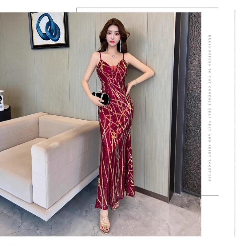 Hochwertiges Träger-Toast-Kleid Braut Hochzeits-Langes Kleid Damen-Applikationsbankett Schlankes Fischschwanzkleid Automodell-Abendkleid