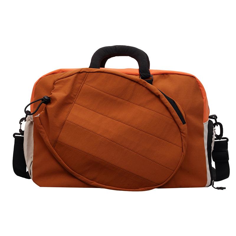 Large Capacity Wet-Dry Fitness Bag with Mesh Badminton Racket Storage - Color Block Design, Outdoor Sports Crossbody Bag