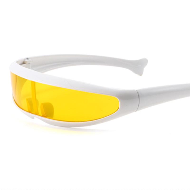 

Женские ретро квадратные солнцезащитные очки 2025: Европейская и американская мода в крупном плане, уличный стиль