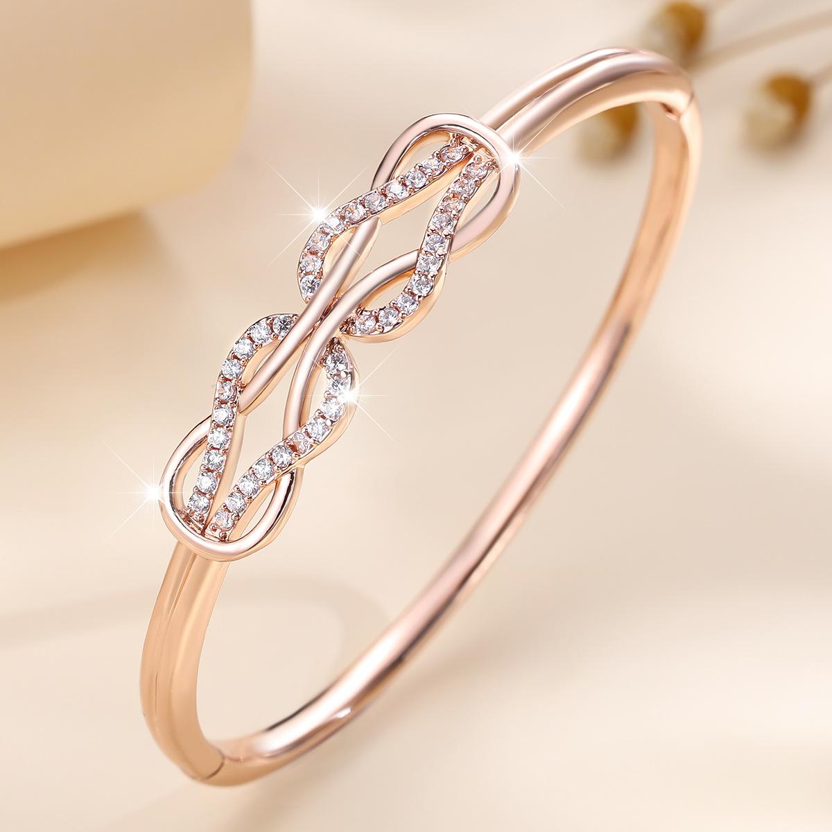 Elegant Zircon Bracelet for Women with Exquisite Twist and Versatile Bracelet 17CM
