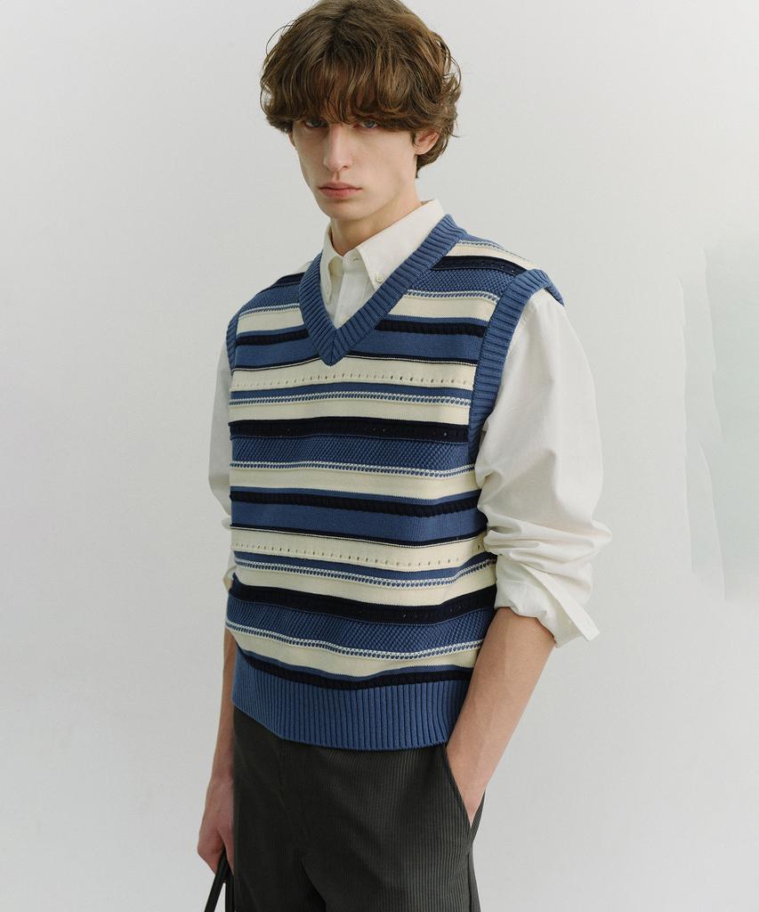 Deonseuteupomaen Crafted Striped Knit Vest_Unisex_Udsw6B123_Blue / Cream