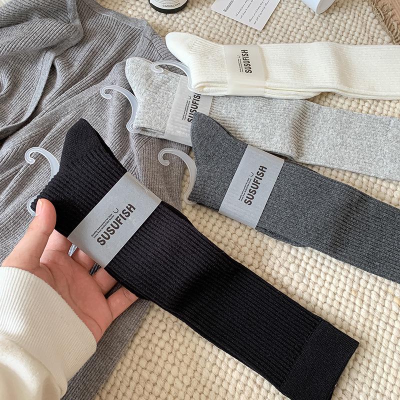 Kniehohe gerippte graue Slouch-Socken im koreanischen Stil für Damen - Herbstkollektion 2025