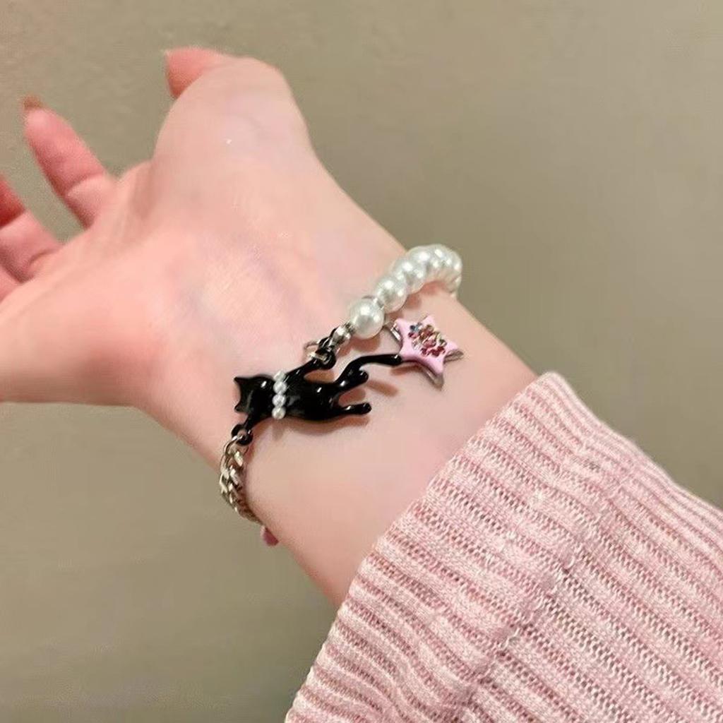 Vintage Pearls Bead Cats Face Charm Bracelet With Star Pendant Flexible Chain Pearls Charm Wrist Chain For Daily Wear