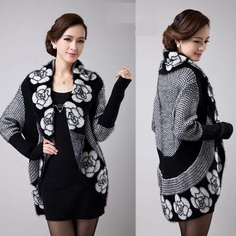 Autumn and Winter Cardigan Sweater Coat Women's Mid-length Thickened Long-sleeved Loose Knitted Sweater Large Size Shawl Mother Autumn Clothes