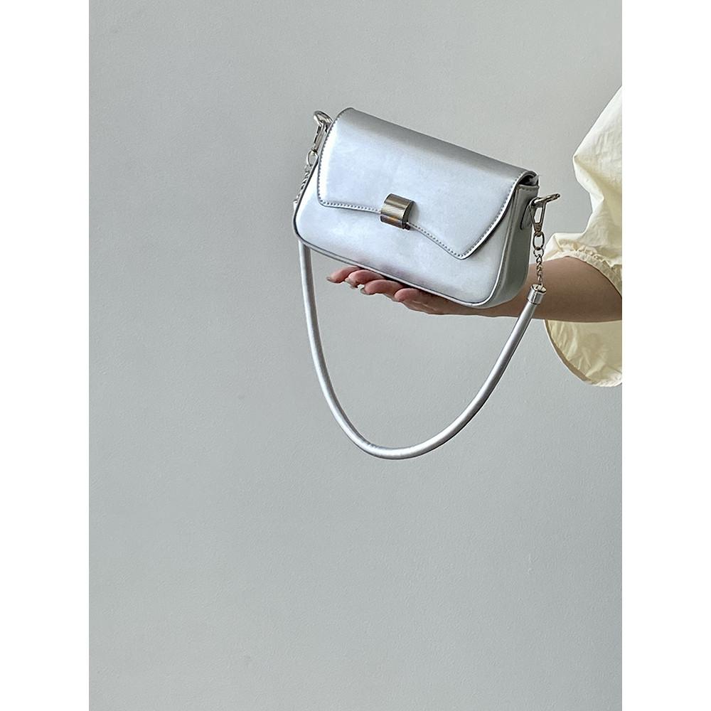 Ielgy High-End Silver Baguette Underarm Bag Shoulder Crossbody