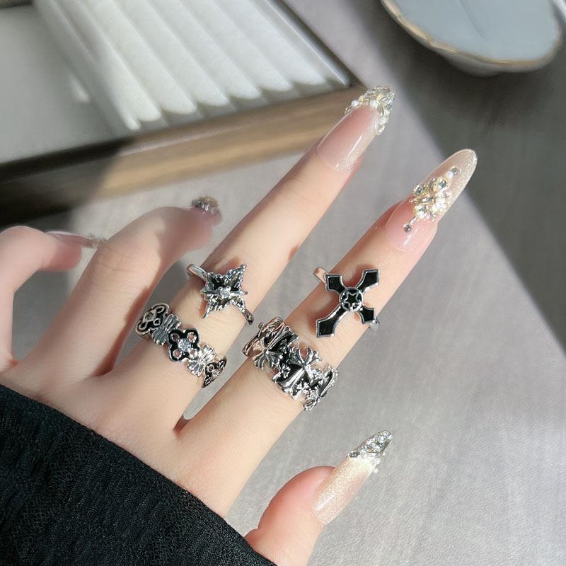 2026 European and American Dark Style Cool Cross Personalized Retro Ring Female Neutral Style Fashion Versatile Couple Ring