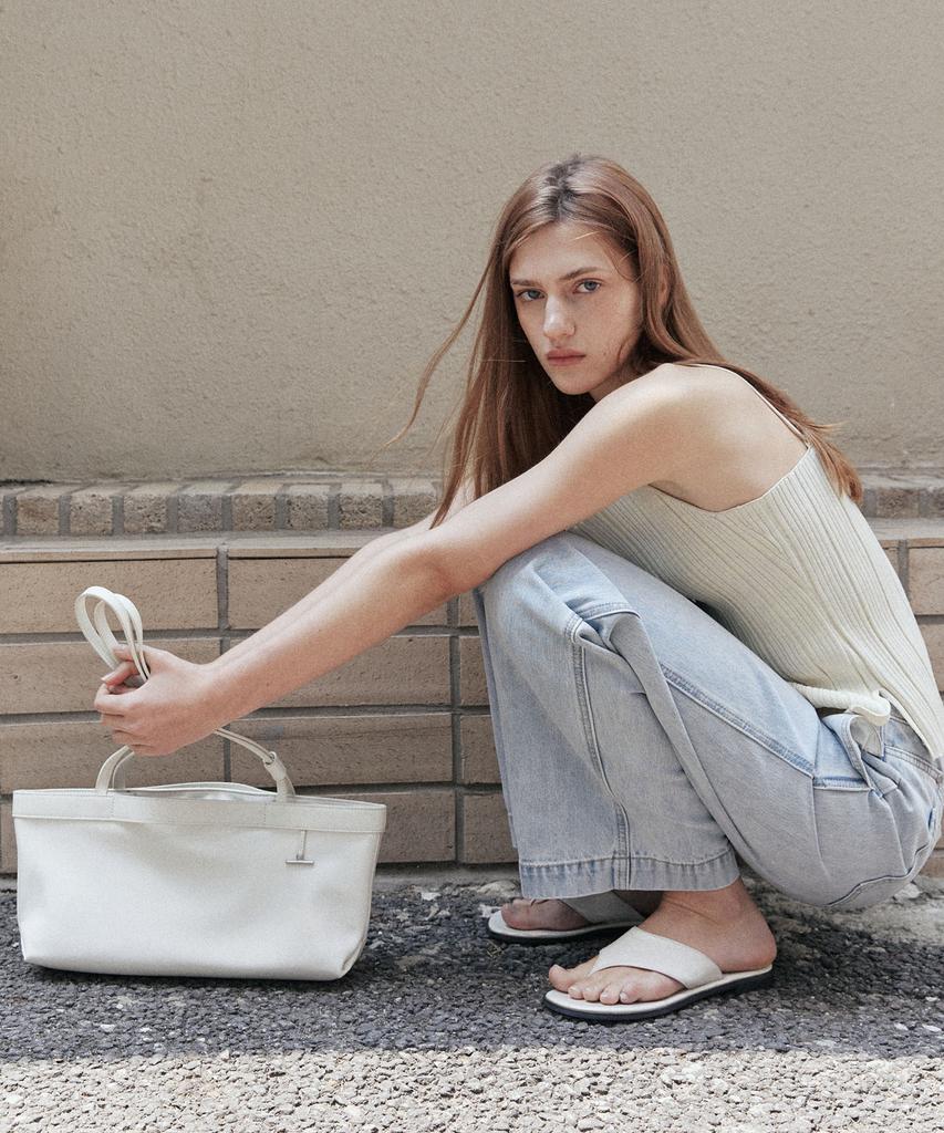 Artid Vant Nylon Shoulder Small_Ivory
