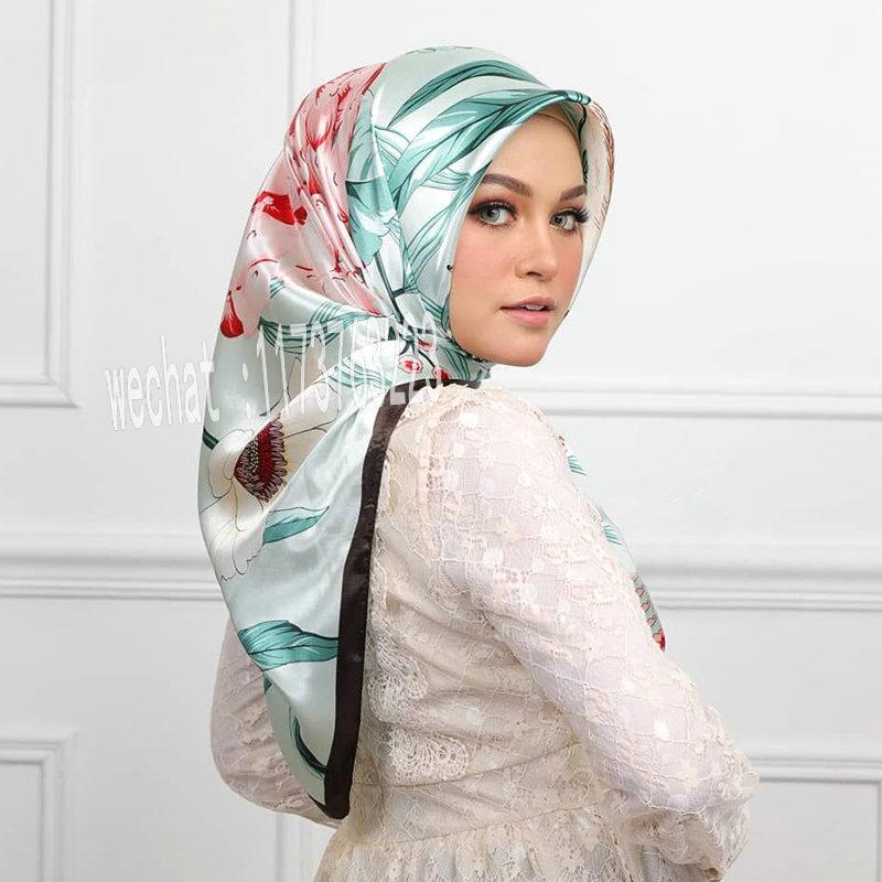 Høykvalitets luksuriøst silkeskjerf pannebånd Skjerf Halsskjerf For kvinner Kjede Silkeskjerf Dekorativt sjal for kvinner