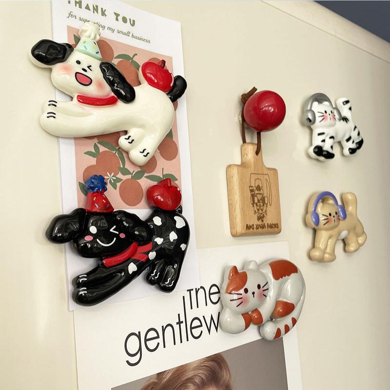 1PC Multiple Styles Decorative Fridge Stickers Funny Cartoon Cat and Dog Stereoscopic Accessories