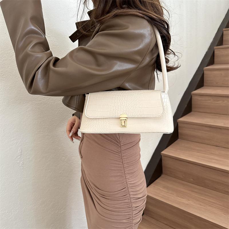 Summer niche shoulder bag women's new versatile ins small square bag fashion commuter crossbody bag