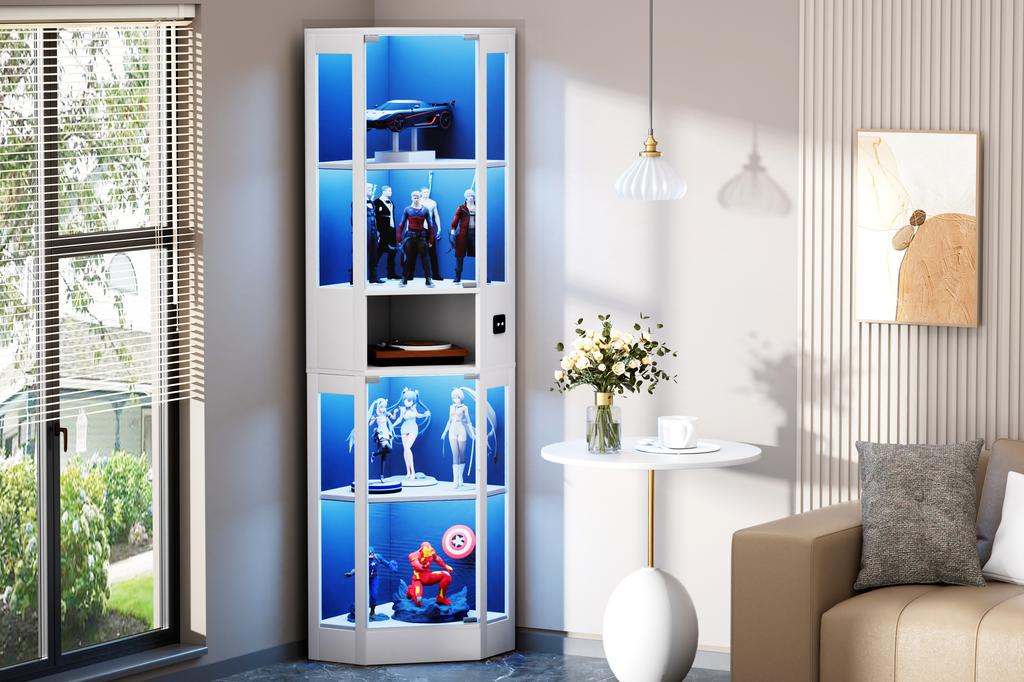 Vetrina in vetro a cinque ripiani con spazio contenitore, illuminazione a LED, ante in vetro e sensori intelligenti. Adatto per soggiorno, camera da letto e uffici. Bianco.