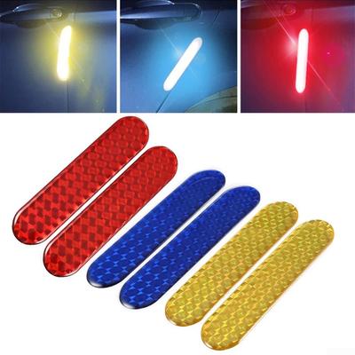 Vizibilitate pe timp de noapte cu 2 bucăți autocolante reflectorizante pentru ușile auto deschise