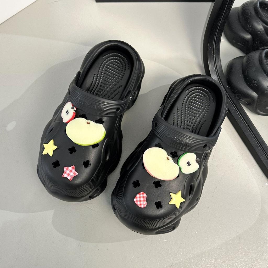 Fashion versatile and breathable cute bag head cool slippers 2025 summer and autumn new thick-soled hole shoes for women