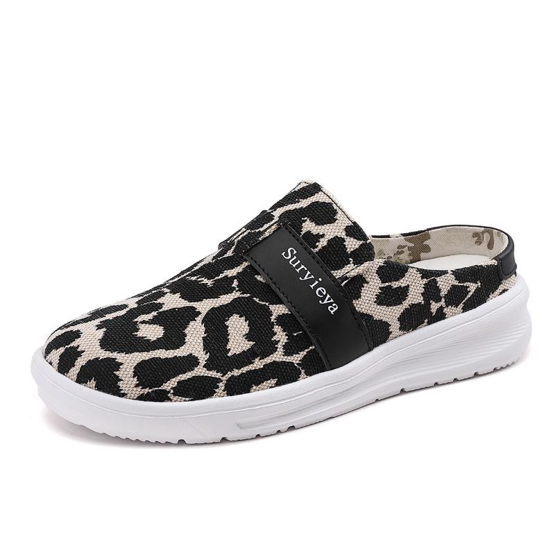 Hot Sale Summer Women Beach Sandals Outdoor Comfort Garden Shoes Clogs Lightweight Mesh Flat Slippers Sandalias Size 43