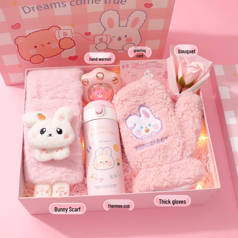 Winter Gift Box for 10-Year-Old Girls: Warm and Practical Birthday Present for Kindergarten and Primary School Students