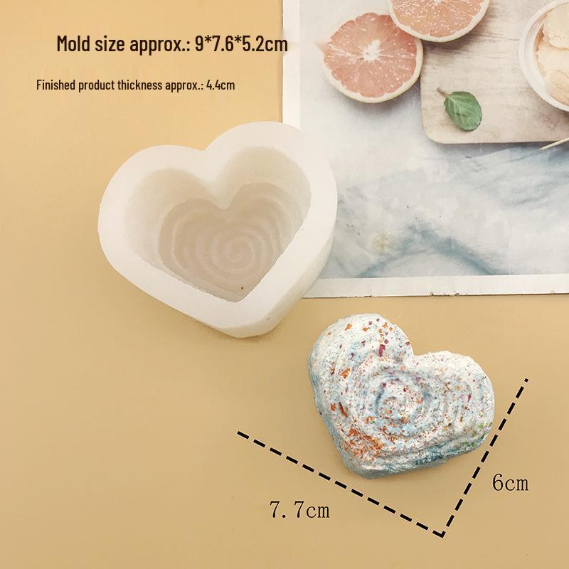 

Набор из 3 форм для тартов в форме сердца: Пищевые силиконовые формы для рулетов в наличии.