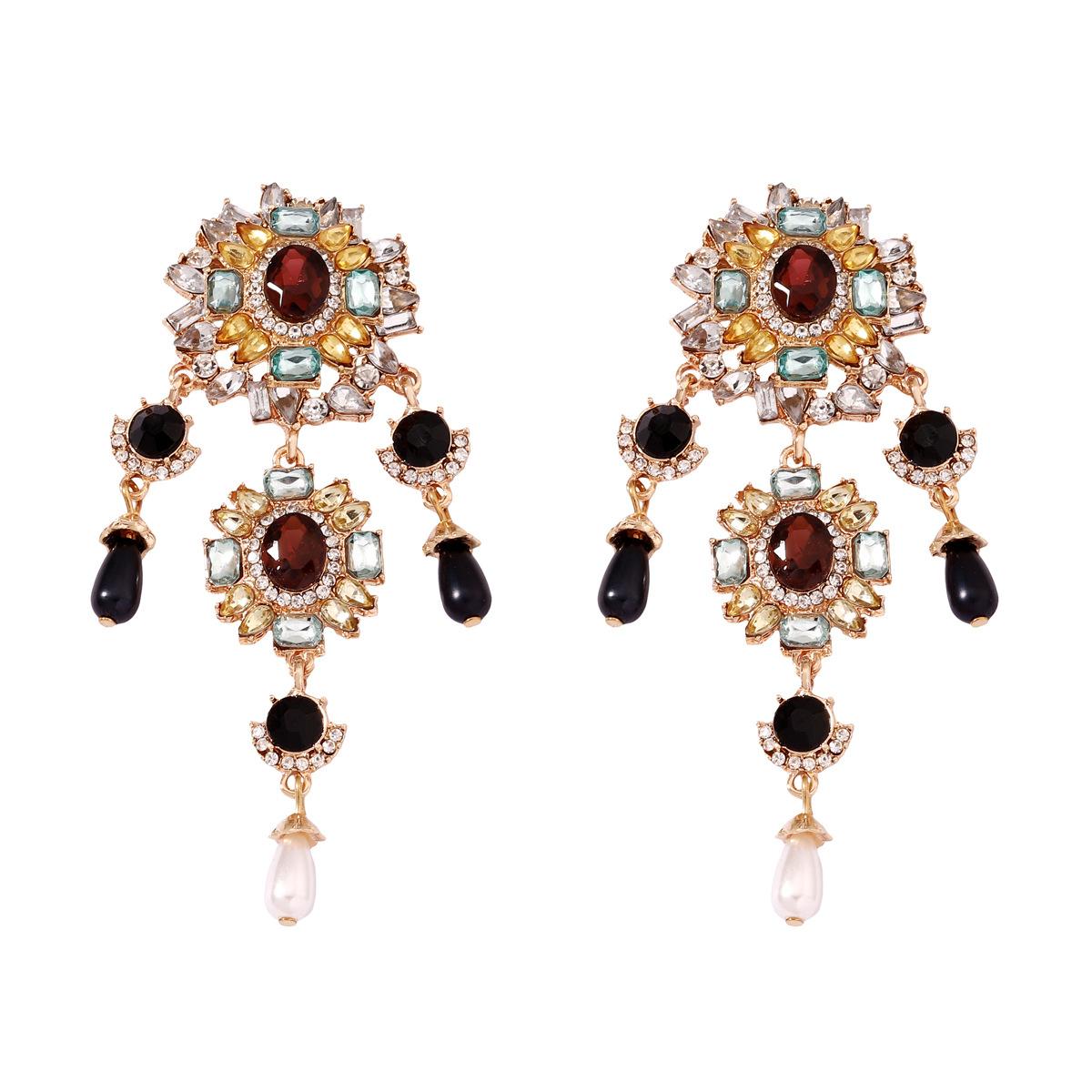 

Court style, exquisite geometric diamonds, light luxury and versatile trend fashion earrings, earrings for women