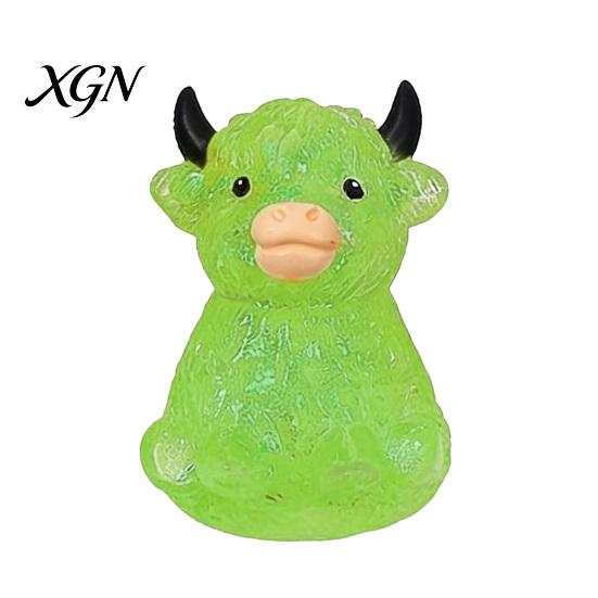 Highland Cow Stress Ball Glitter Squeeze Toy Slow Rising Clear Cattle Relief Anti-anxiety Soft Animal Shape Home Office Desk Fidget Shaped