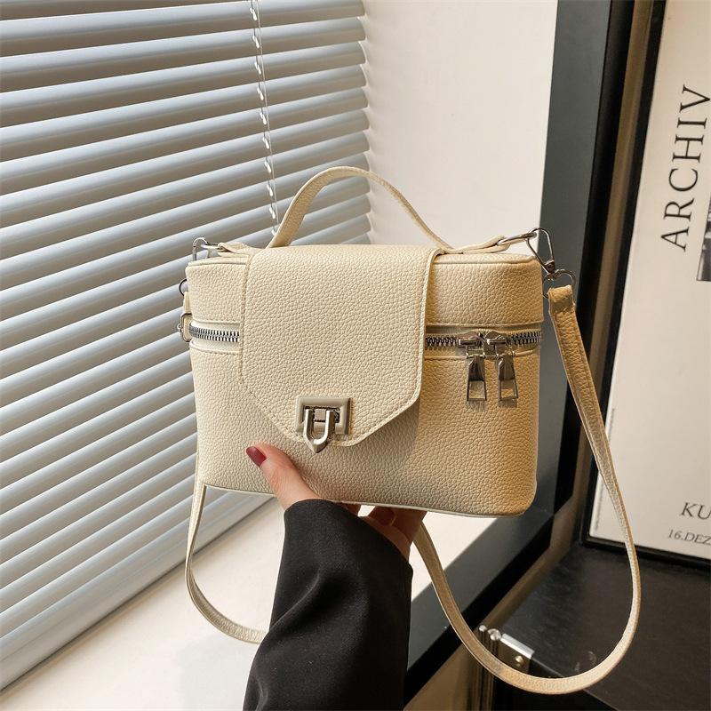 

Summer new retro trend lock versatile shoulder messenger bag high-end box small square bag handbag белый