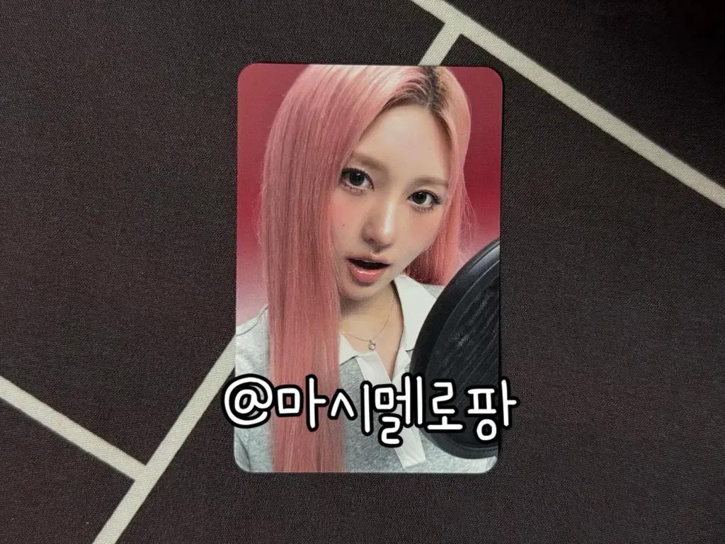 IVE REV + Album Dingo Music Widom Live Autumn Photocard Used