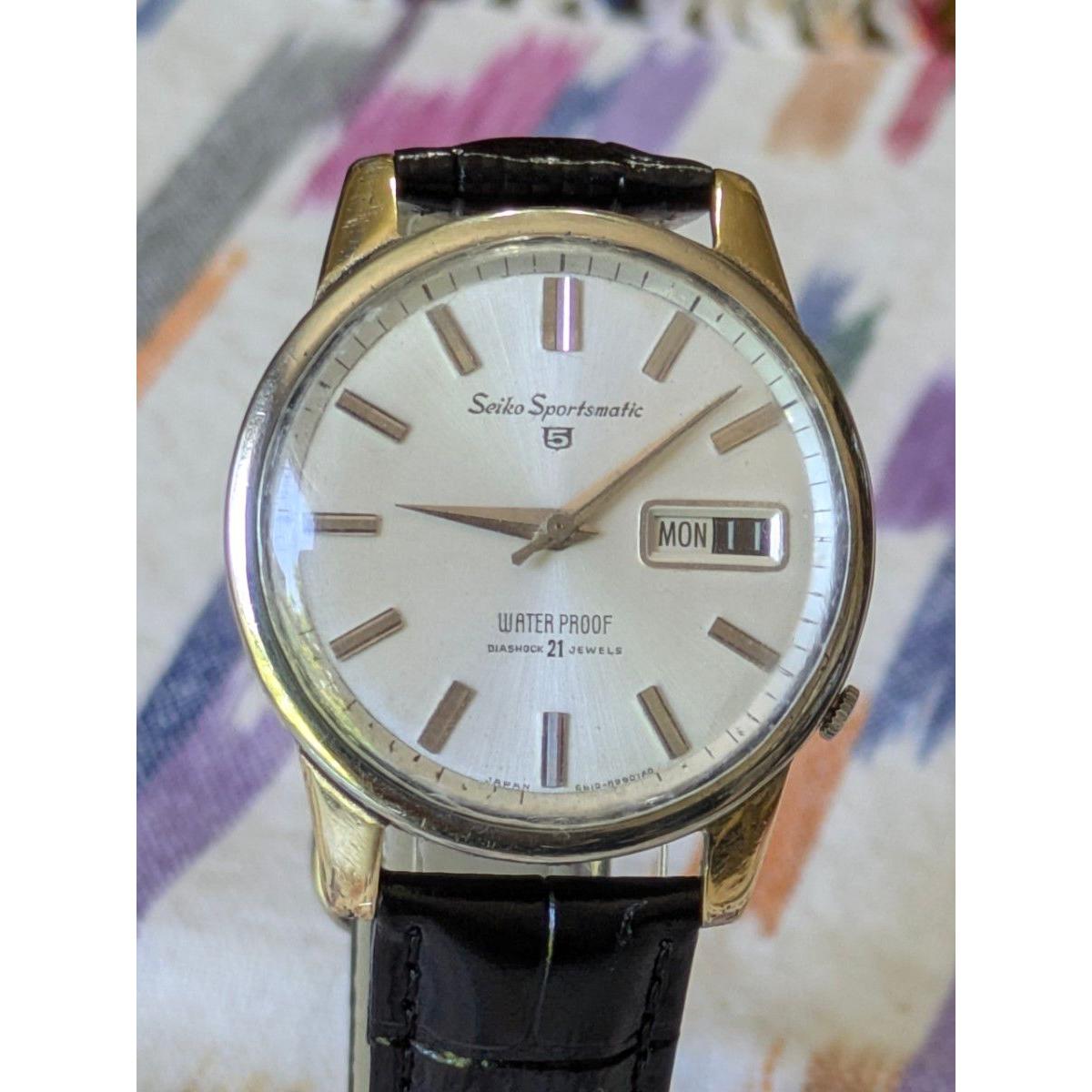 First generation Seiko 5 Sportsmatic SEIKO Sportsmatic 5 6619-8990 Working 1964 automatic winding 21 jewels