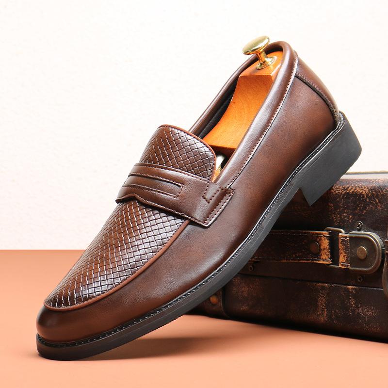 Britain Penny Loafter New Men's Pointed Woven Pattern Patent Leather Casual Dress Homecoming Shoes Male Formal Wedding Footwear