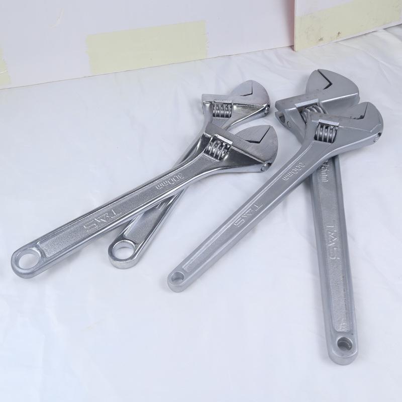 

Multifunctional Large Opening Adjustable Wrench - Universal Household Tool Professional Grade 6-Inch