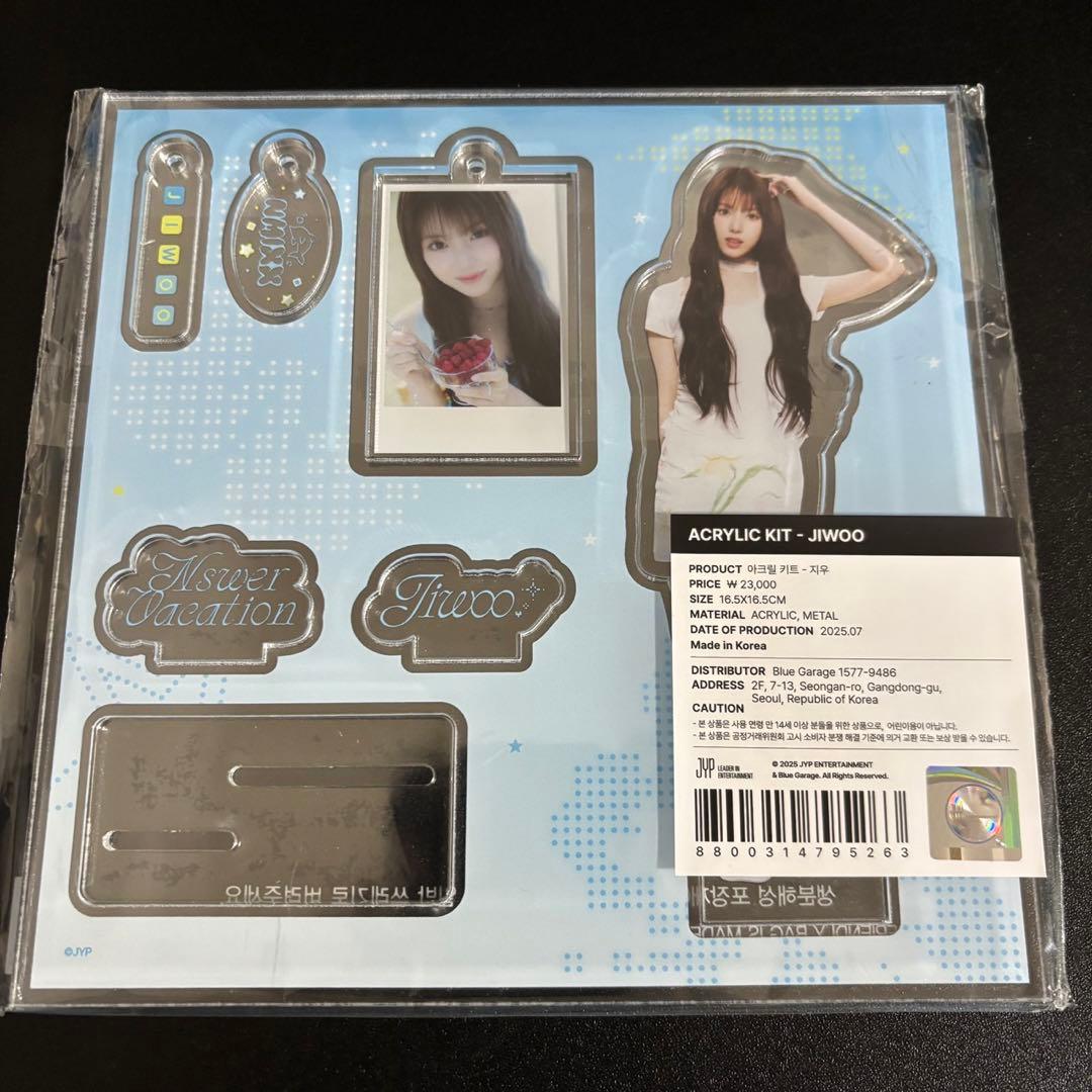 

[Б/У] NMIXX Jiu NSWER VACATION Акриловая подставка